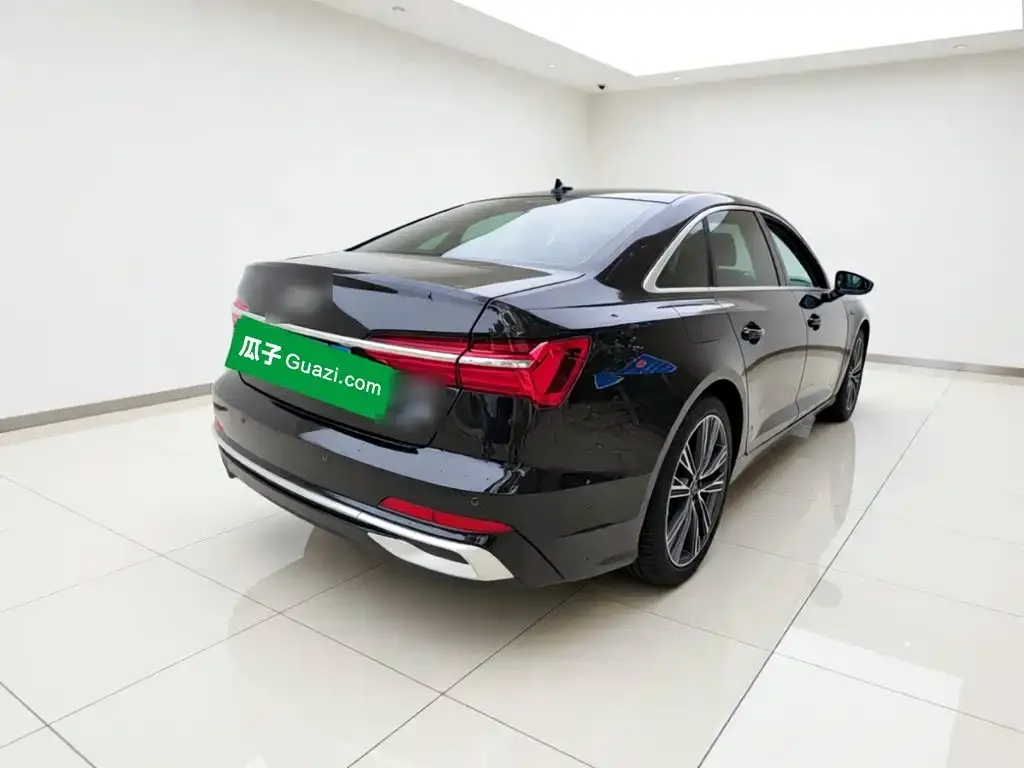 Audi A6L — фото 2