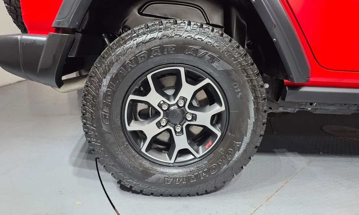 Jeep Wrangler — фото 9