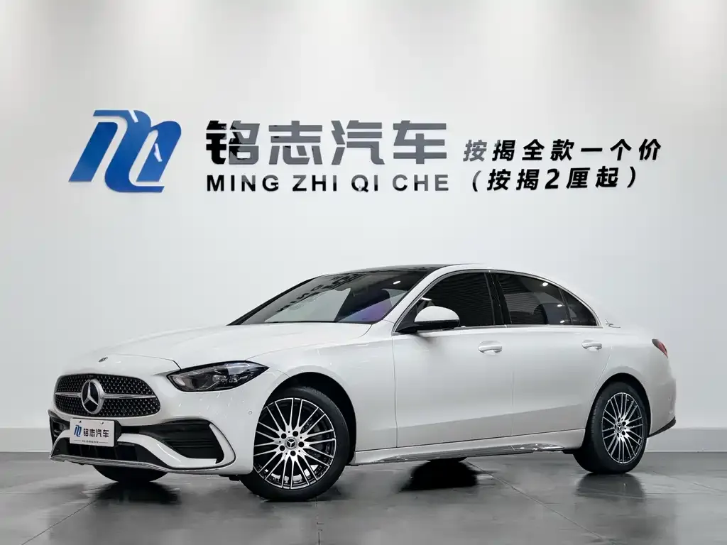 Mercedes-Benz C-Class — фото 1