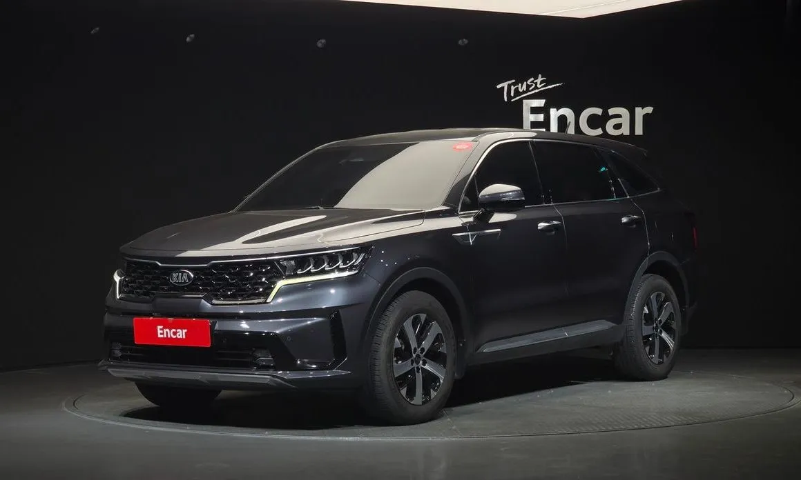 Kia Sorento — фото 1