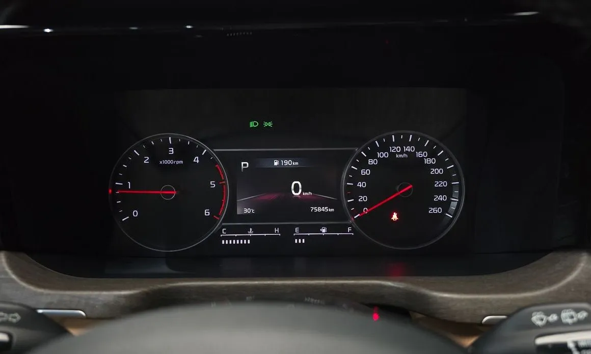 Kia Sorento — фото 7
