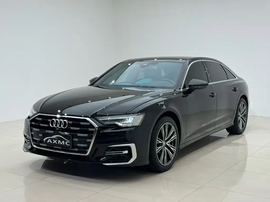 Audi A6L — фото 1