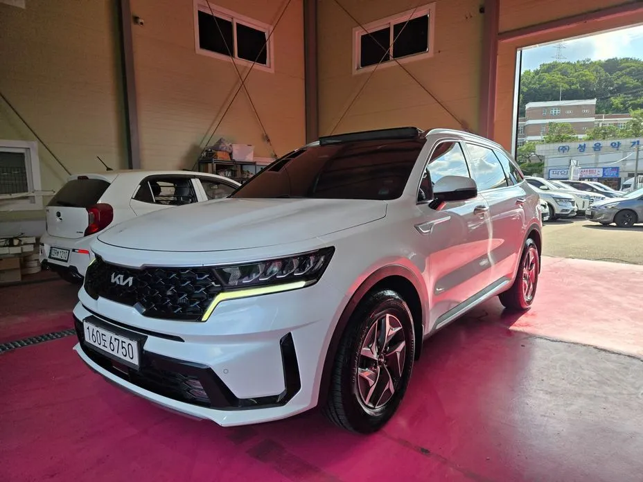Kia Sorento — фото 1