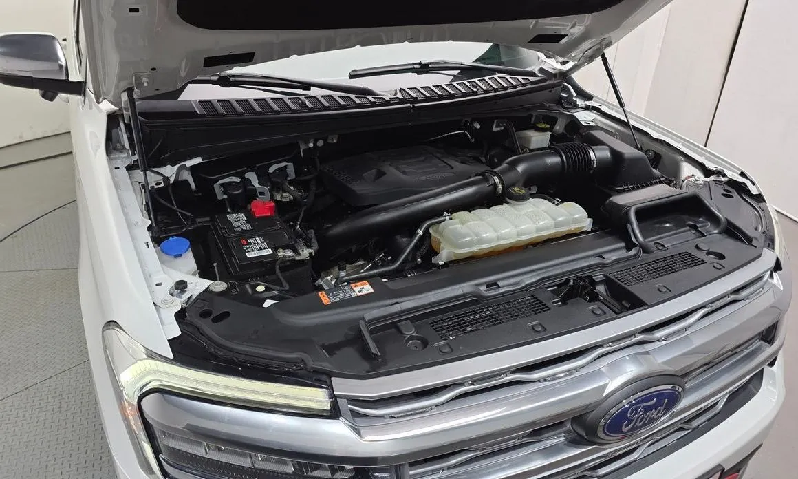 Ford Expedition — фото 10