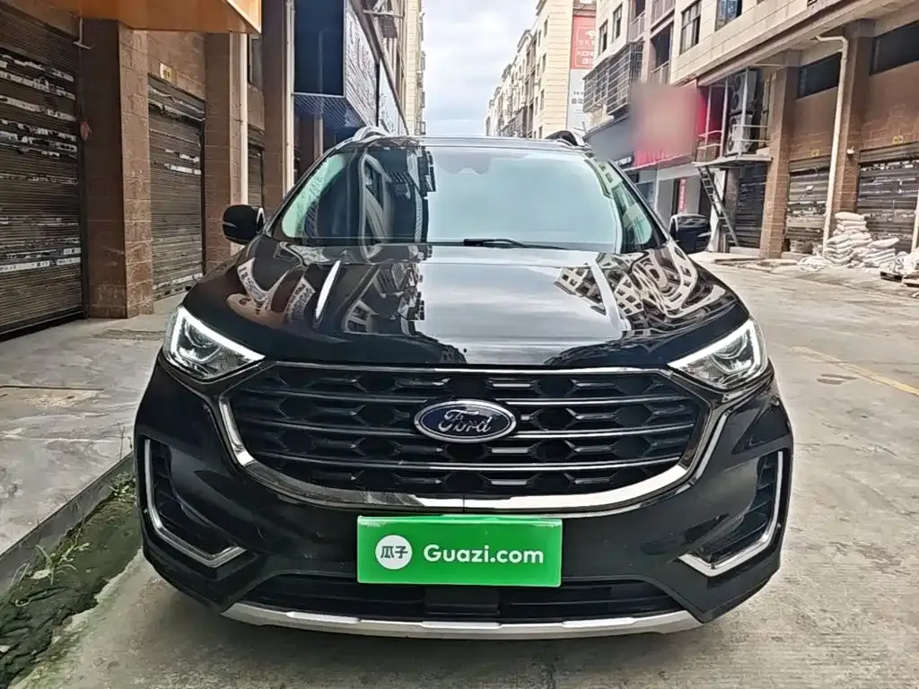 Ford Edge — фото 9