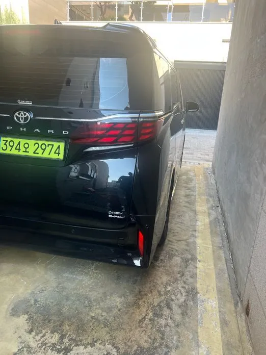 Toyota Alphard — фото 4