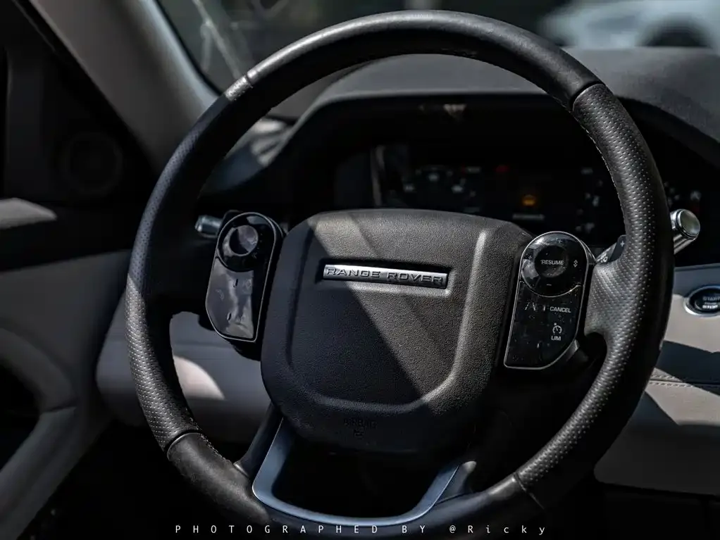 Land Rover Evoque — фото 2