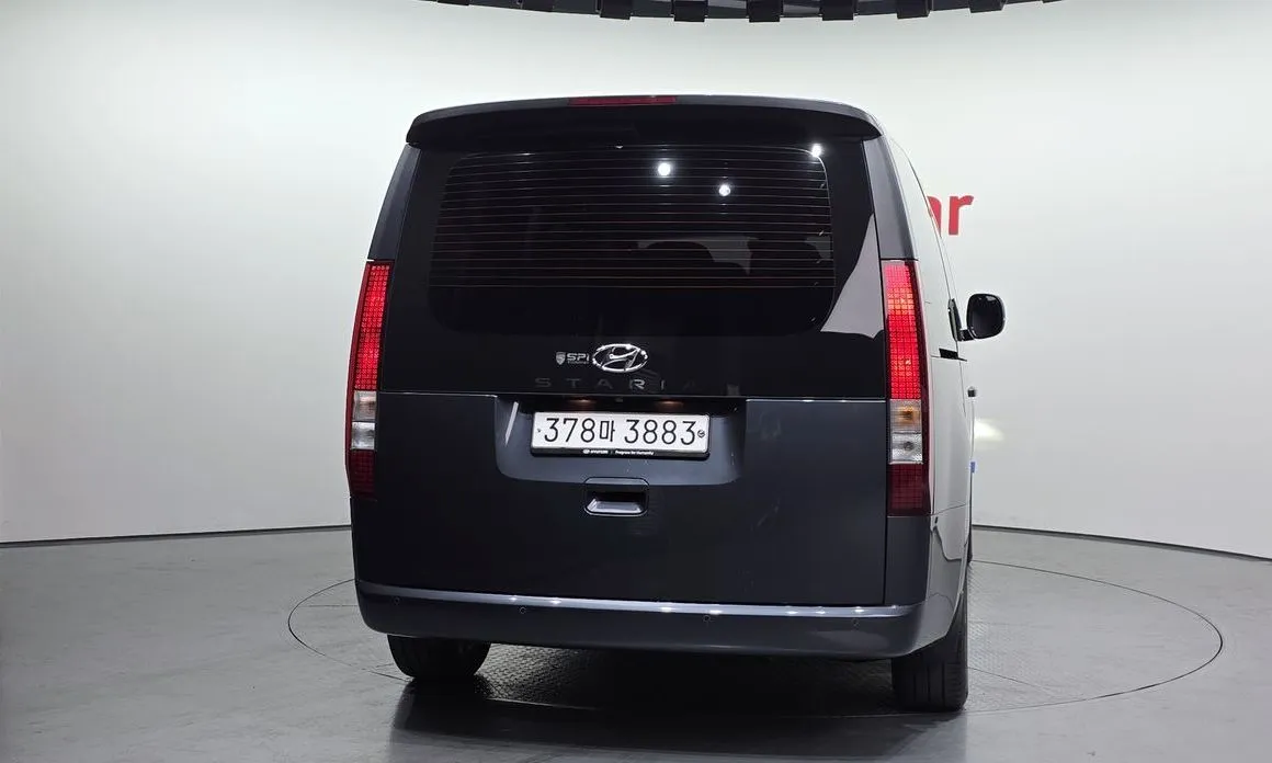 Hyundai Staria — фото 2