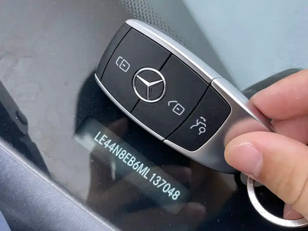 Mercedes-Benz GLA — фото 10