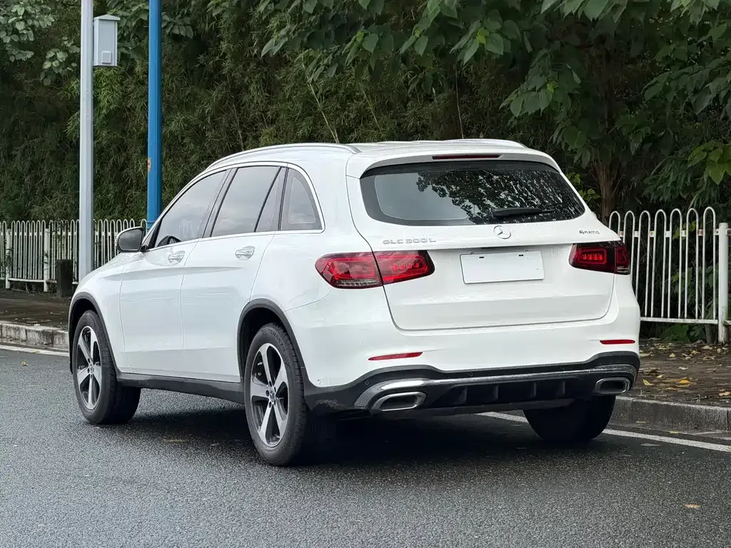 Mercedes-Benz GLC — фото 10