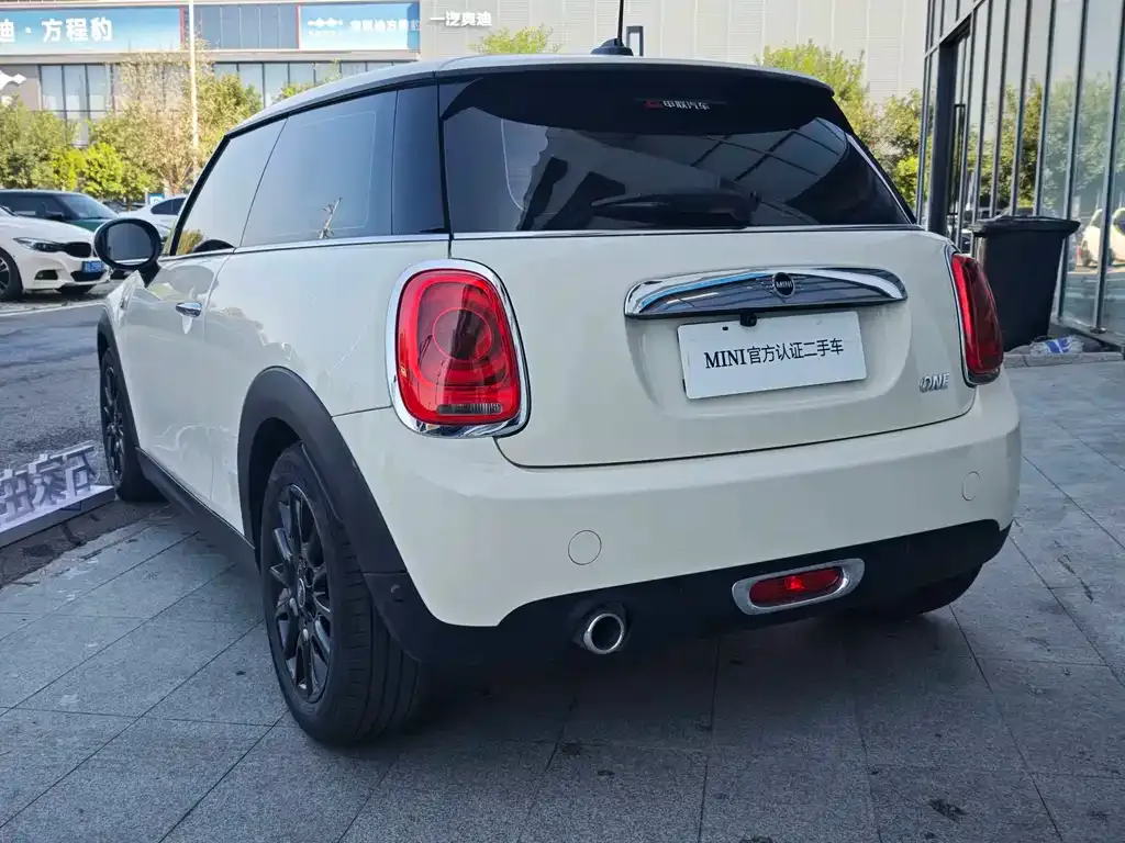 MINI Cooper (3-door) — фото 10