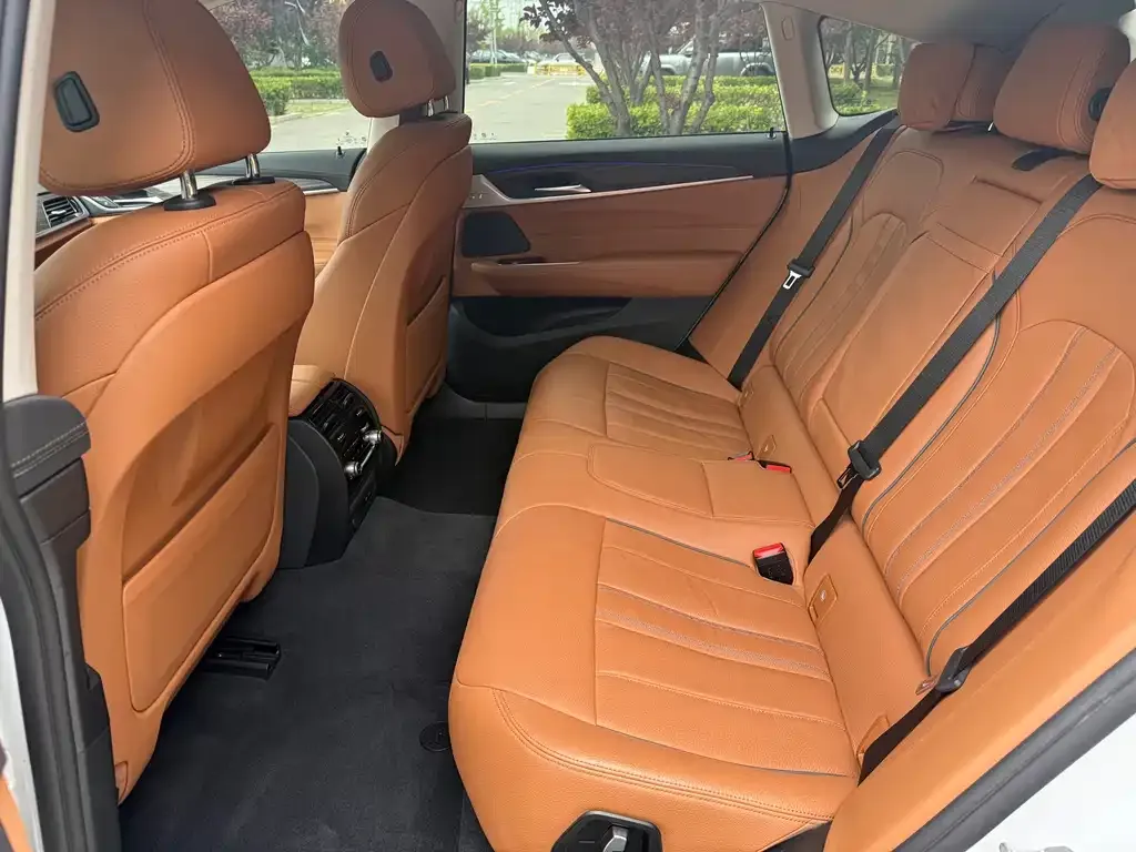 BMW 6 Series GT — фото 3