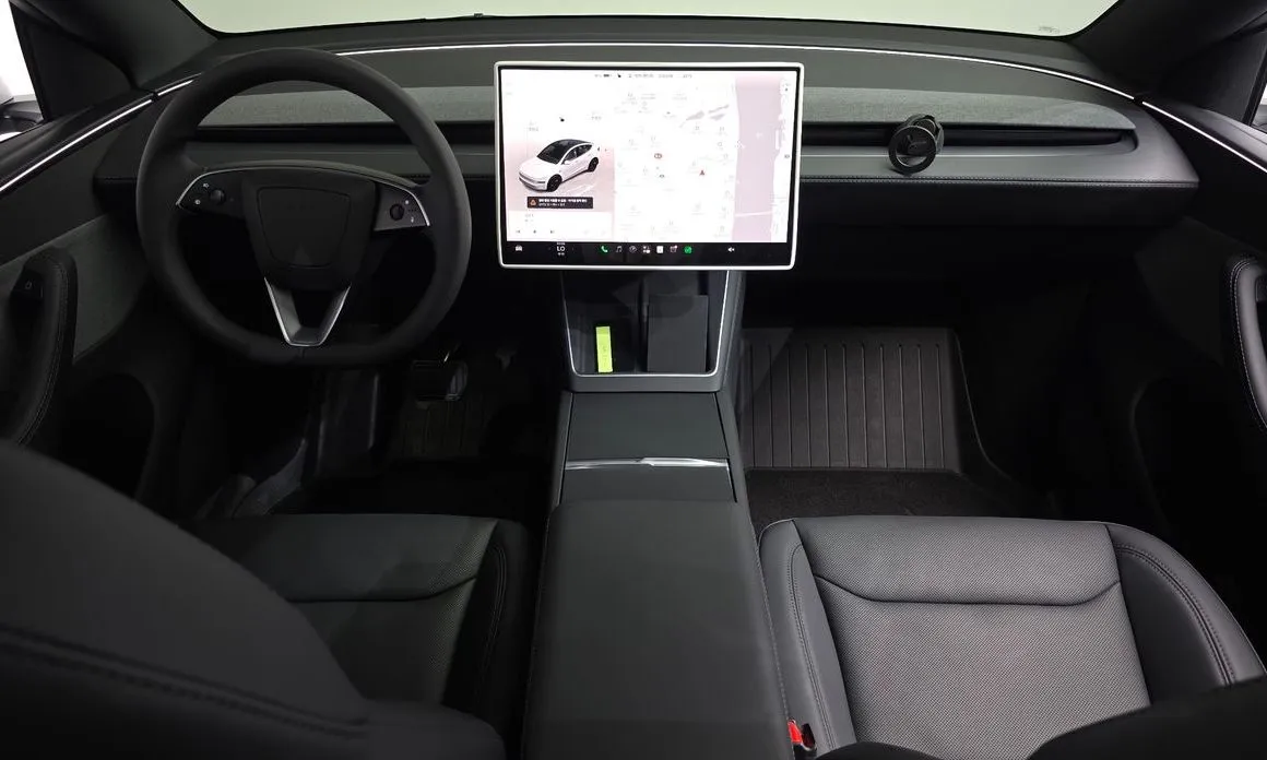 Tesla Model Y — фото 2
