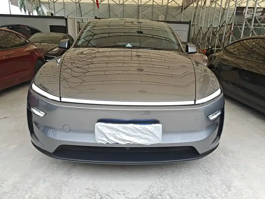 Tesla Model Y — фото 6