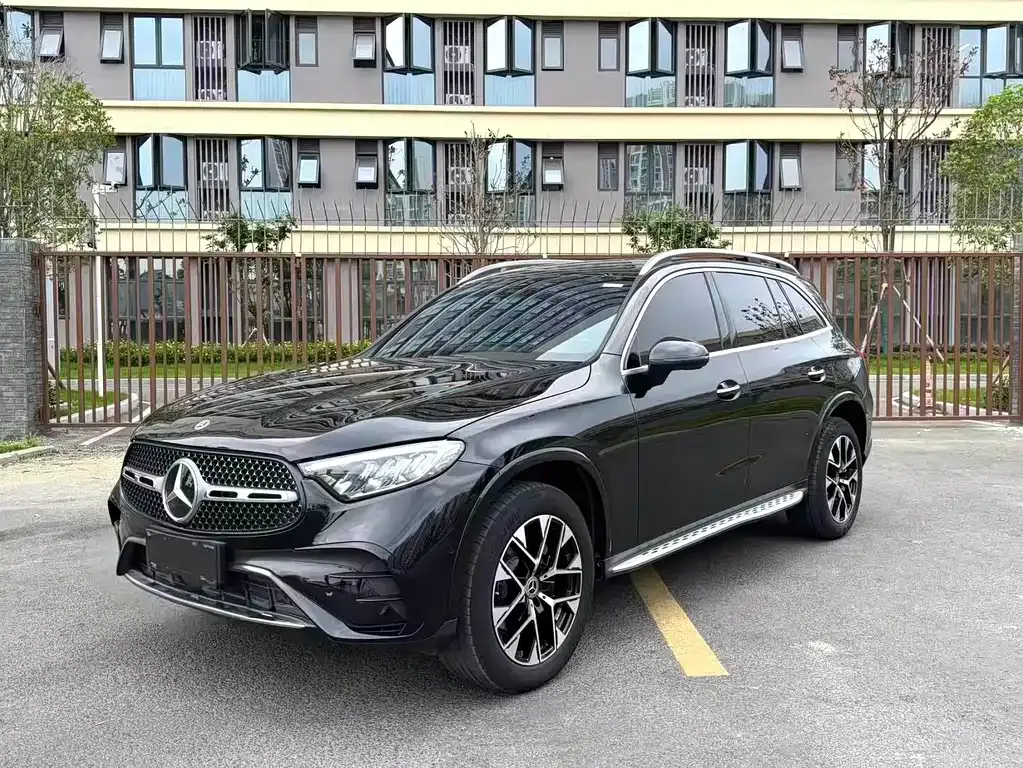 Mercedes-Benz GLC — фото 1