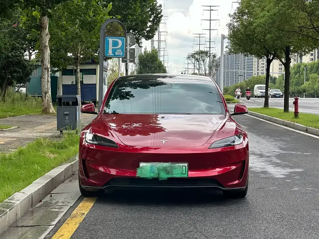 Tesla Model 3 — фото 6