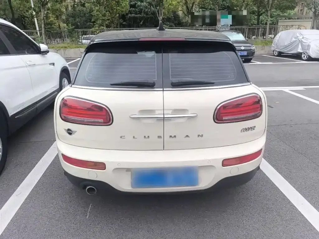 MINI Clubman — фото 5