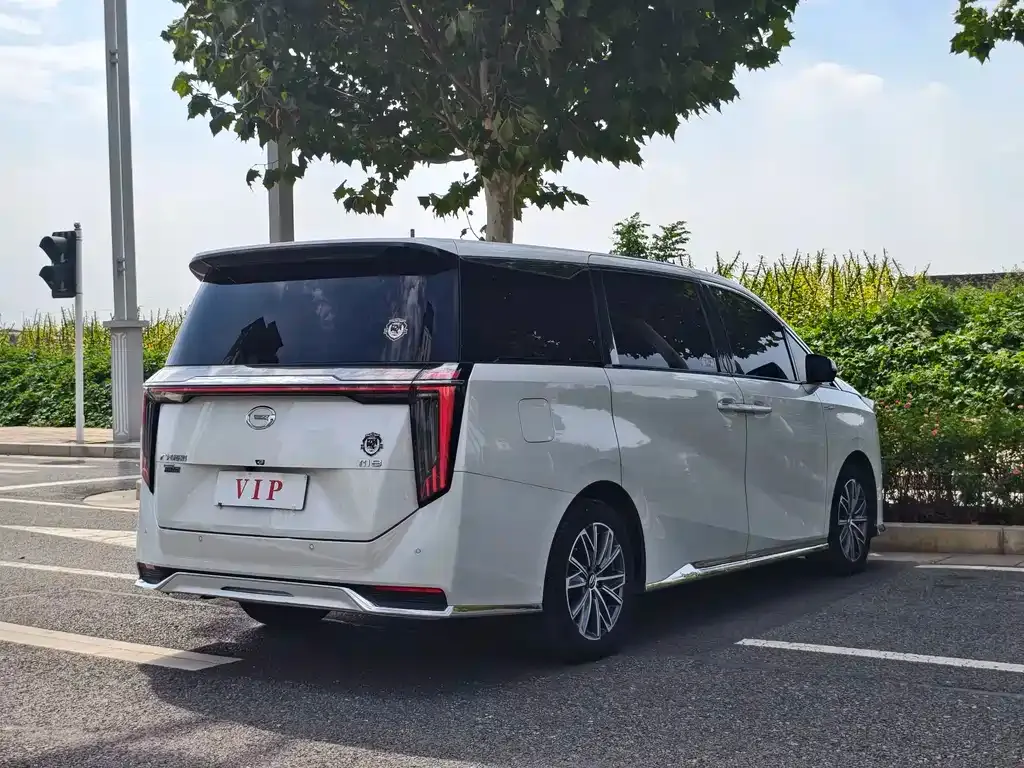 GAC Motor Trumpchi M8 — фото 9