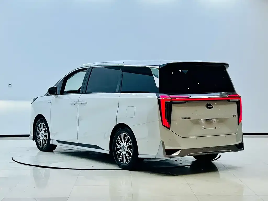 GAC Motor Trumpchi E9 — фото 6