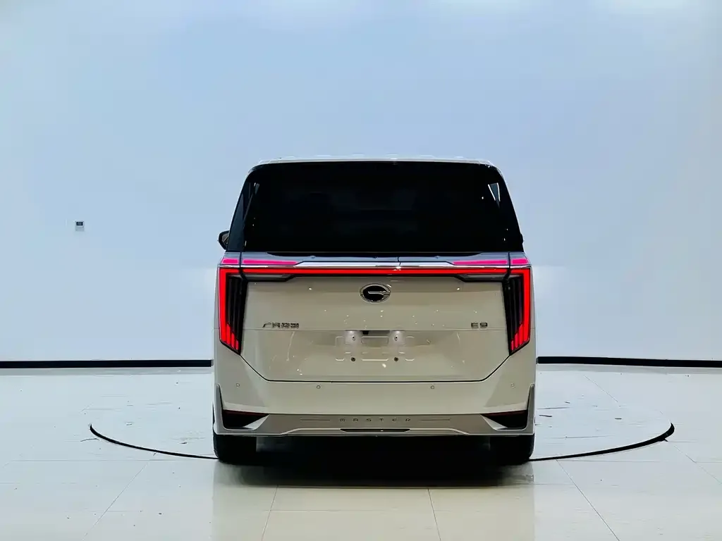 GAC Motor Trumpchi E9 — фото 4