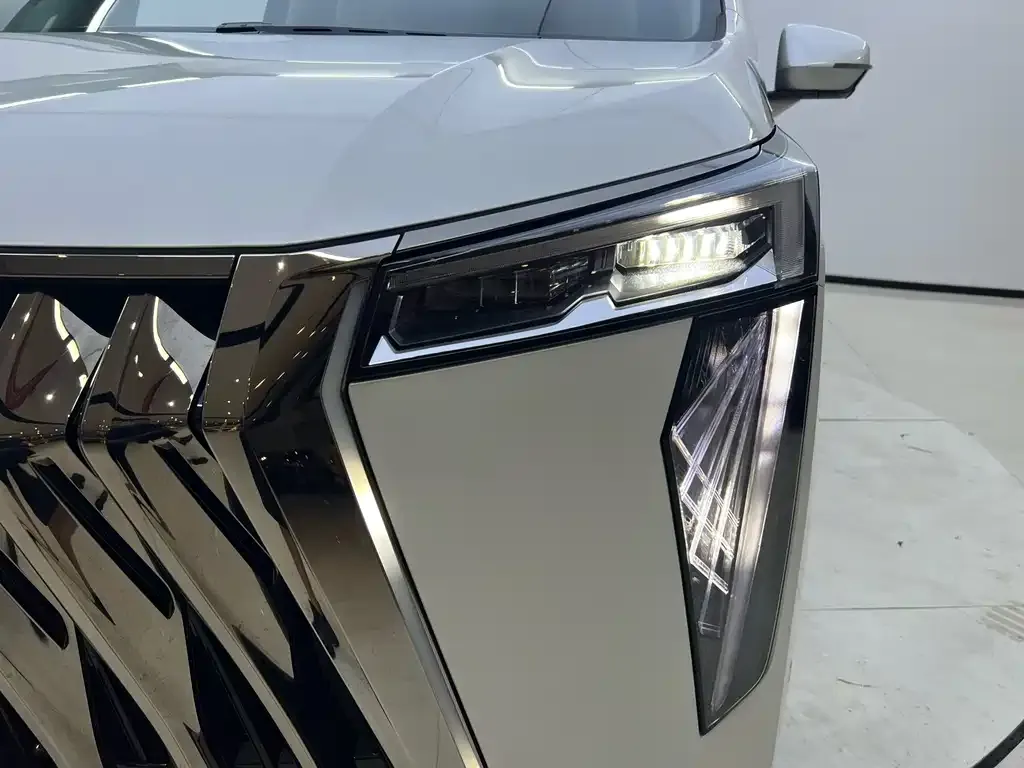 GAC Motor Trumpchi E9 — фото 10
