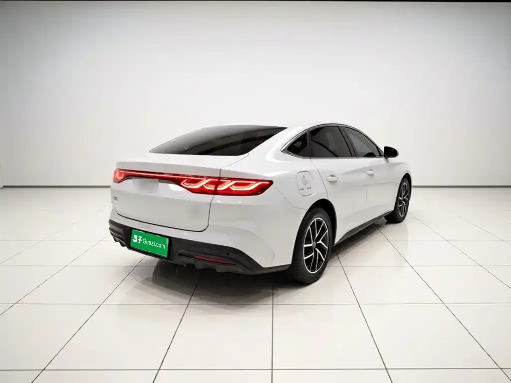 BYD Qin L — фото 4