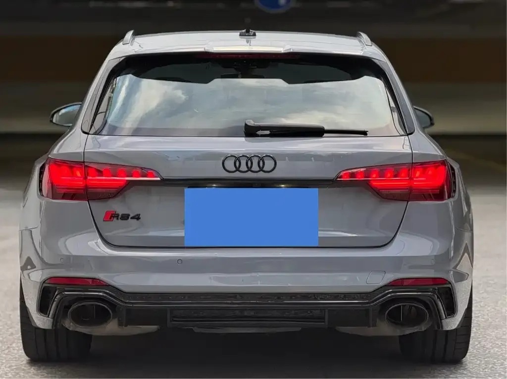 Audi RS 4 — фото 2