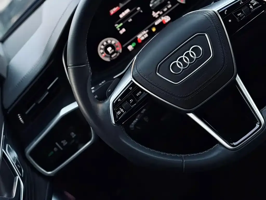 Audi A6L — фото 4