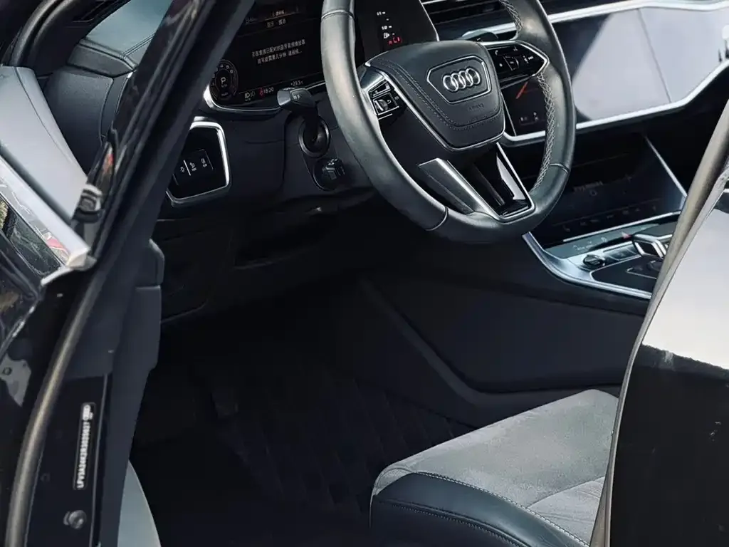 Audi A6L — фото 6