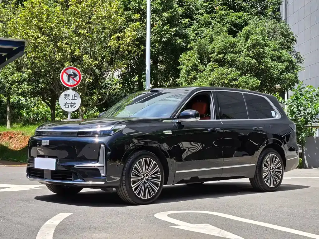 Geely Galaxy M9 — фото 1