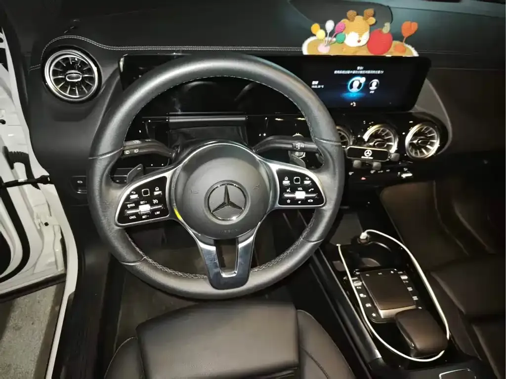 Mercedes-Benz GLA — фото 5
