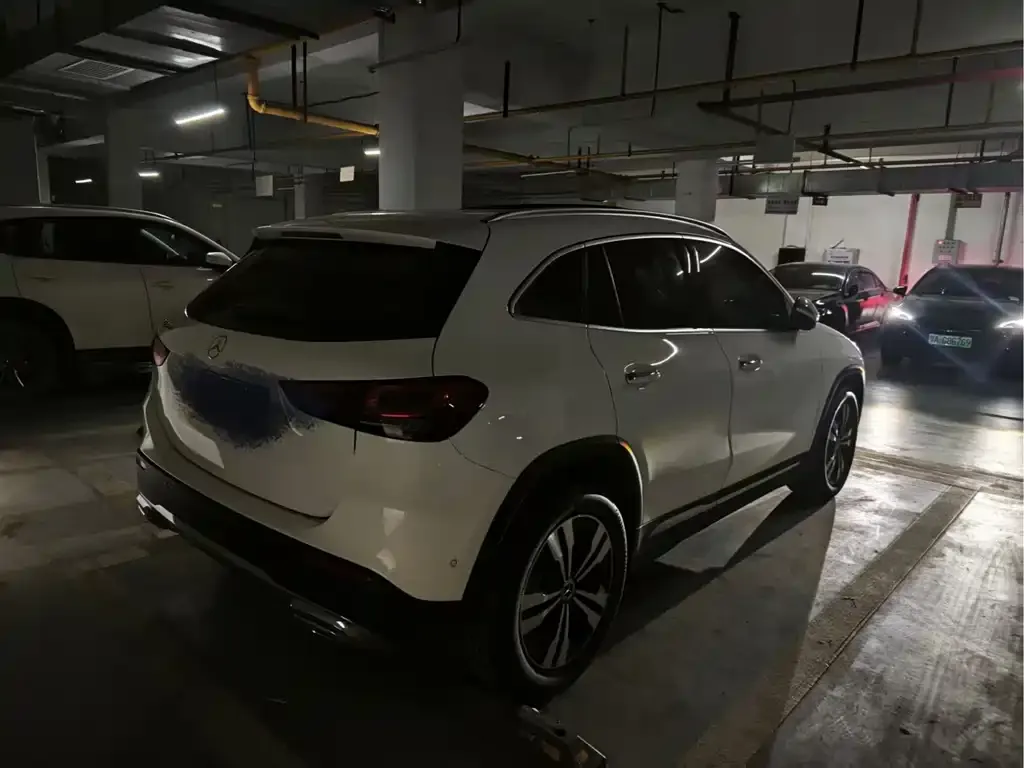 Mercedes-Benz GLA — фото 6