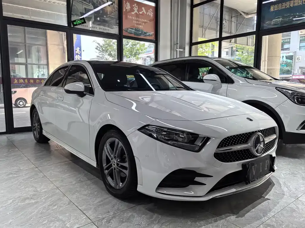 Mercedes-Benz A-Class — фото 8