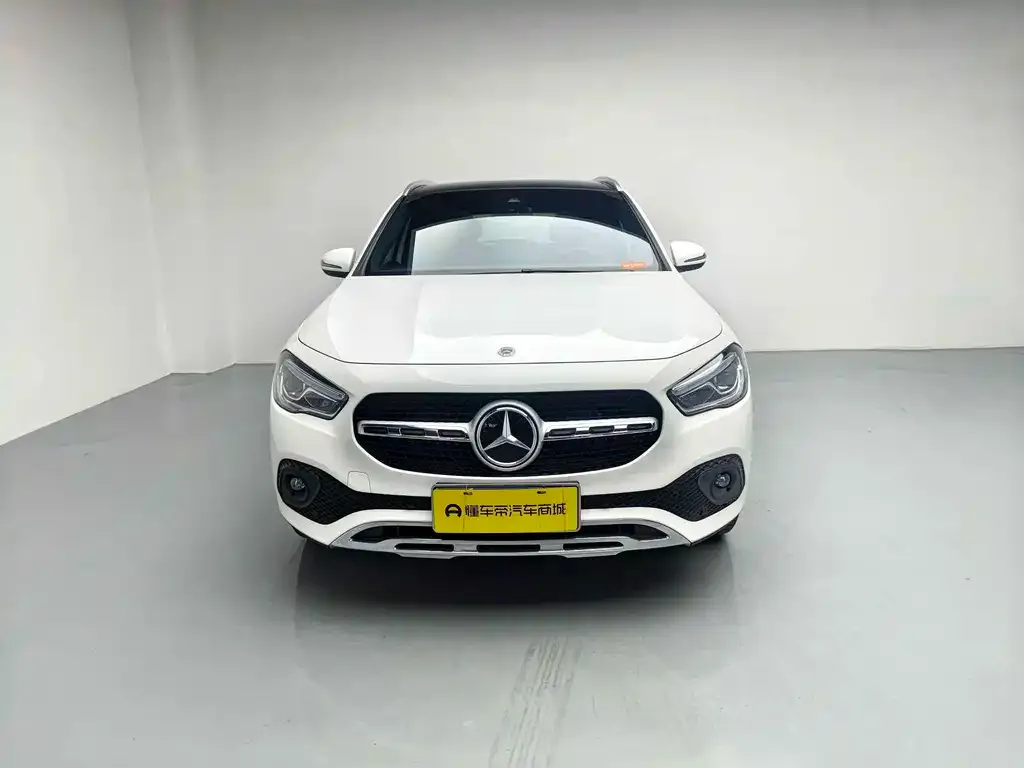 Mercedes-Benz GLA — фото 6