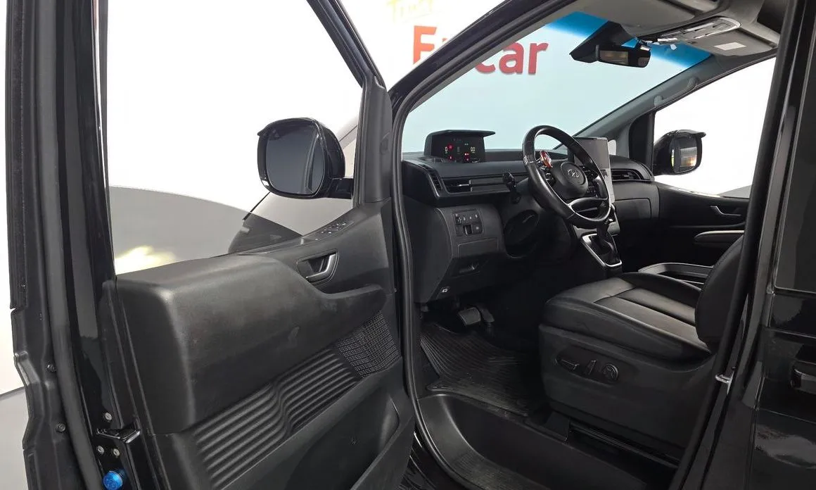 Hyundai Staria — фото 3