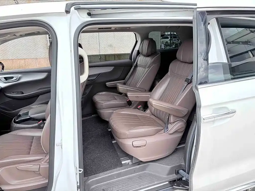 Roewe iMAX8 — фото 8