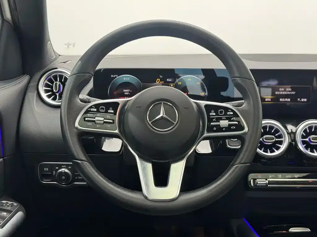 Mercedes-Benz EQA — фото 6