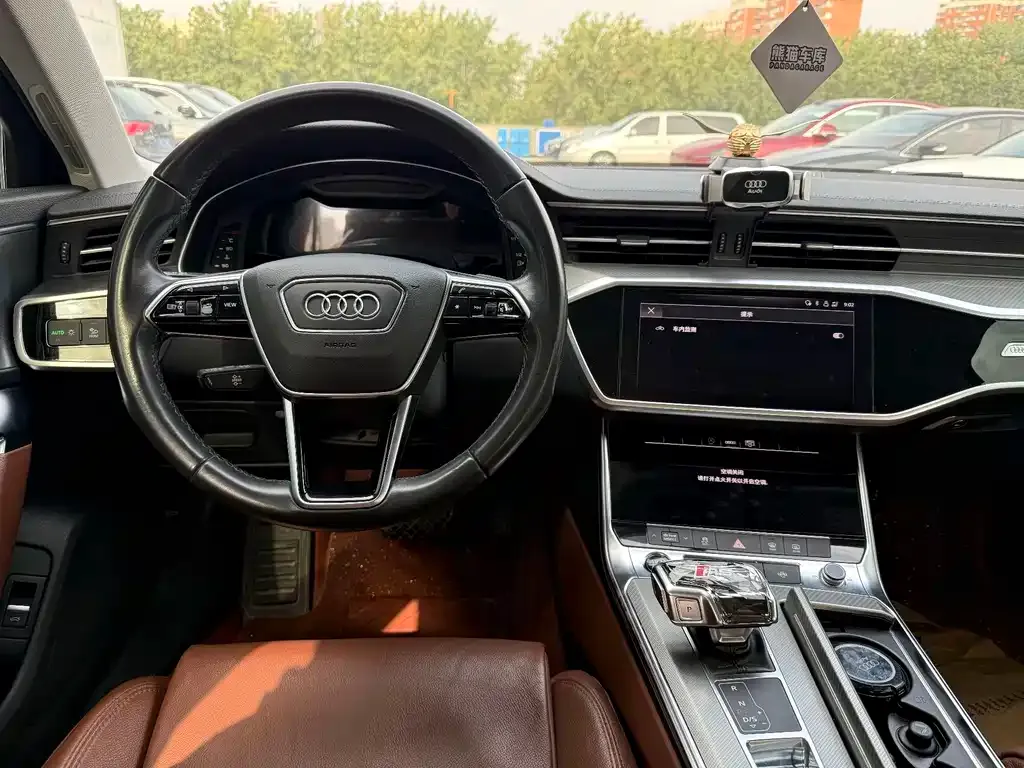 Audi A6L — фото 5