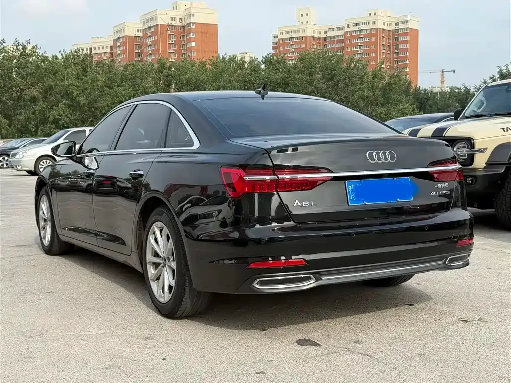 Audi A6L — фото 6