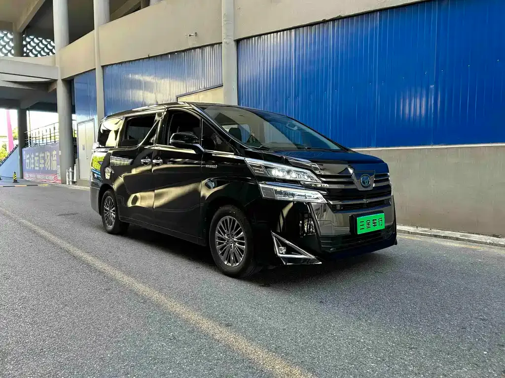 Toyota Vellfire — фото 6