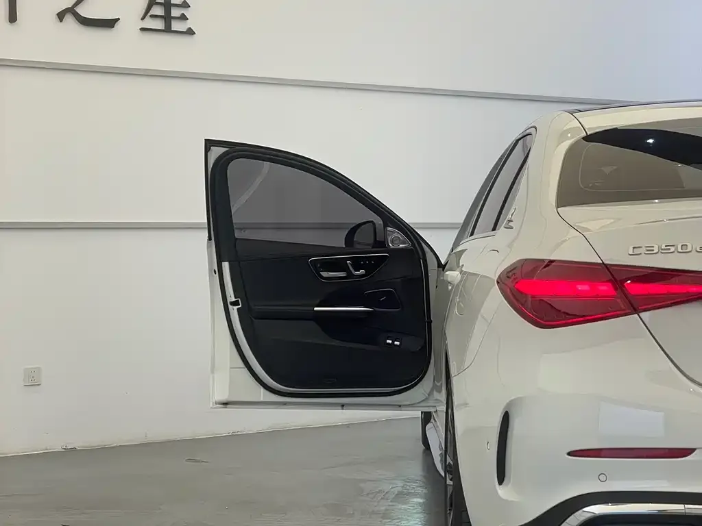 Mercedes-Benz C-Class New Energy — фото 2