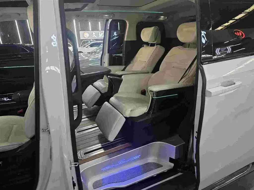 GAC Motor Trumpchi E9 — фото 5