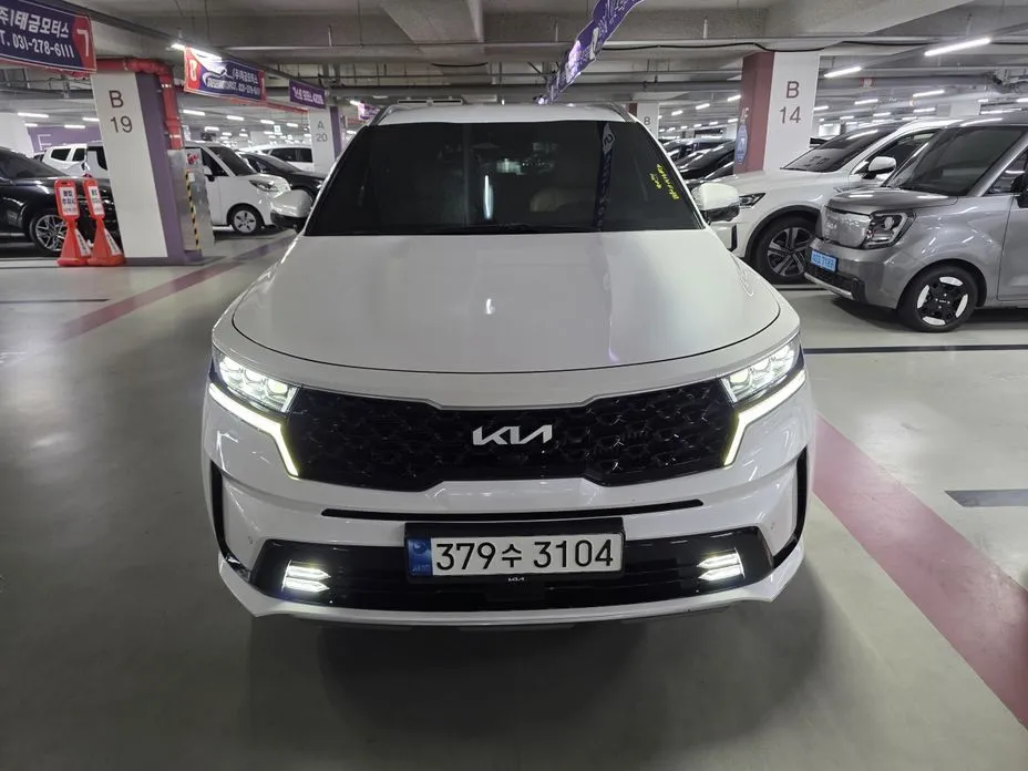 Kia Sorento — фото 7