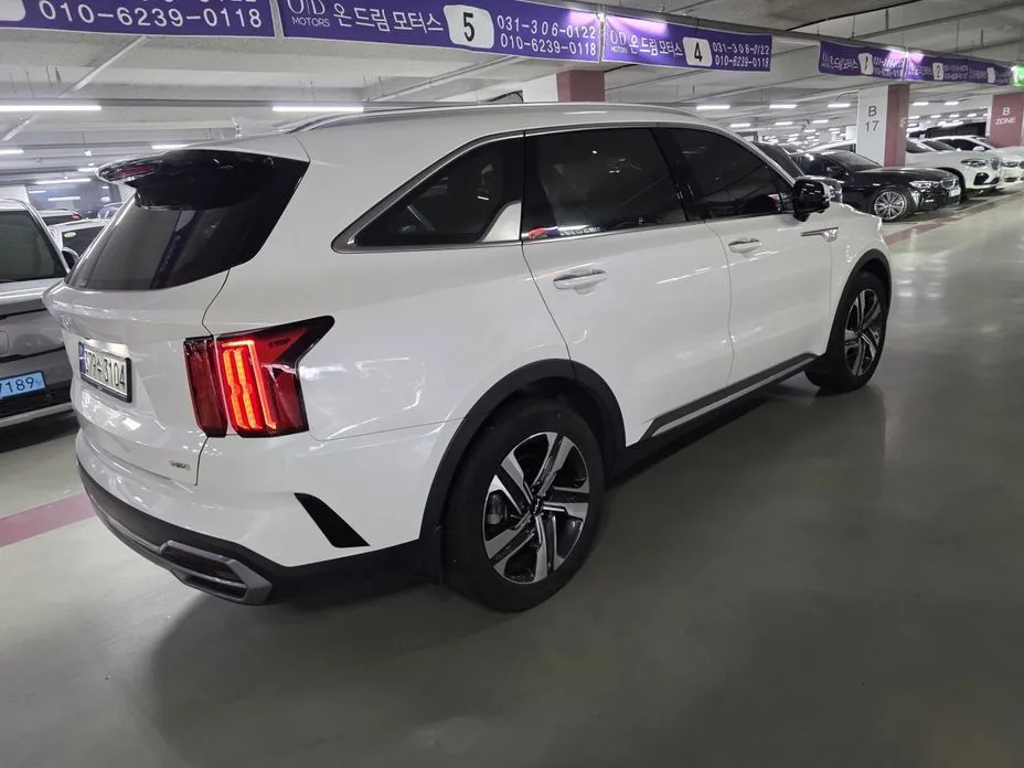 Kia Sorento — фото 5
