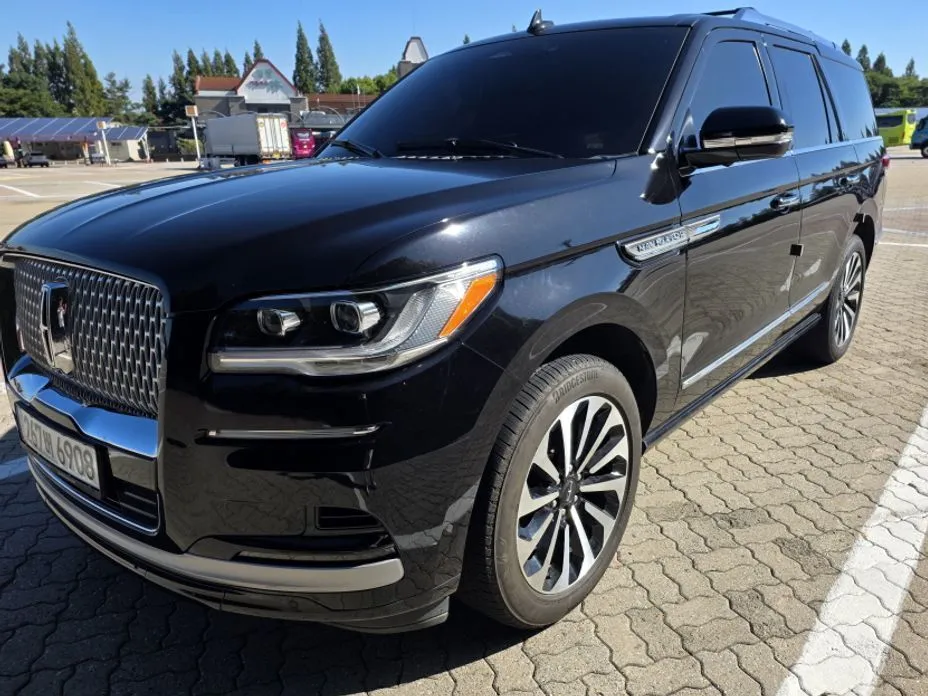 Lincoln Navigator — фото 1