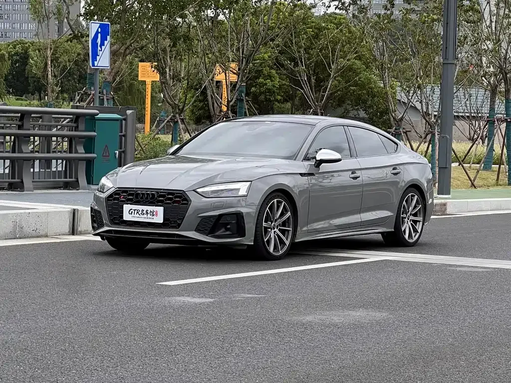 Audi S5 — фото 1