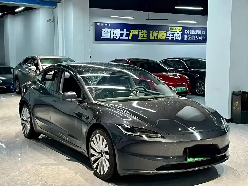 Tesla Model 3 — фото 4