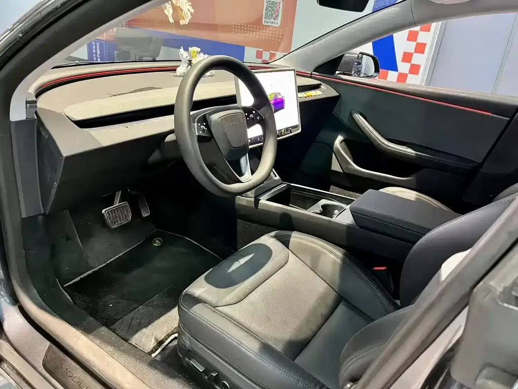 Tesla Model 3 — фото 6