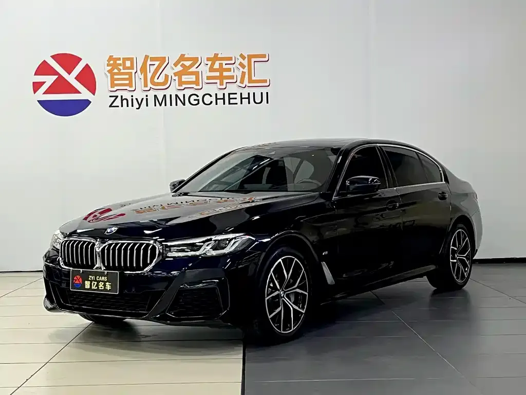 BMW 5 Series — фото 1