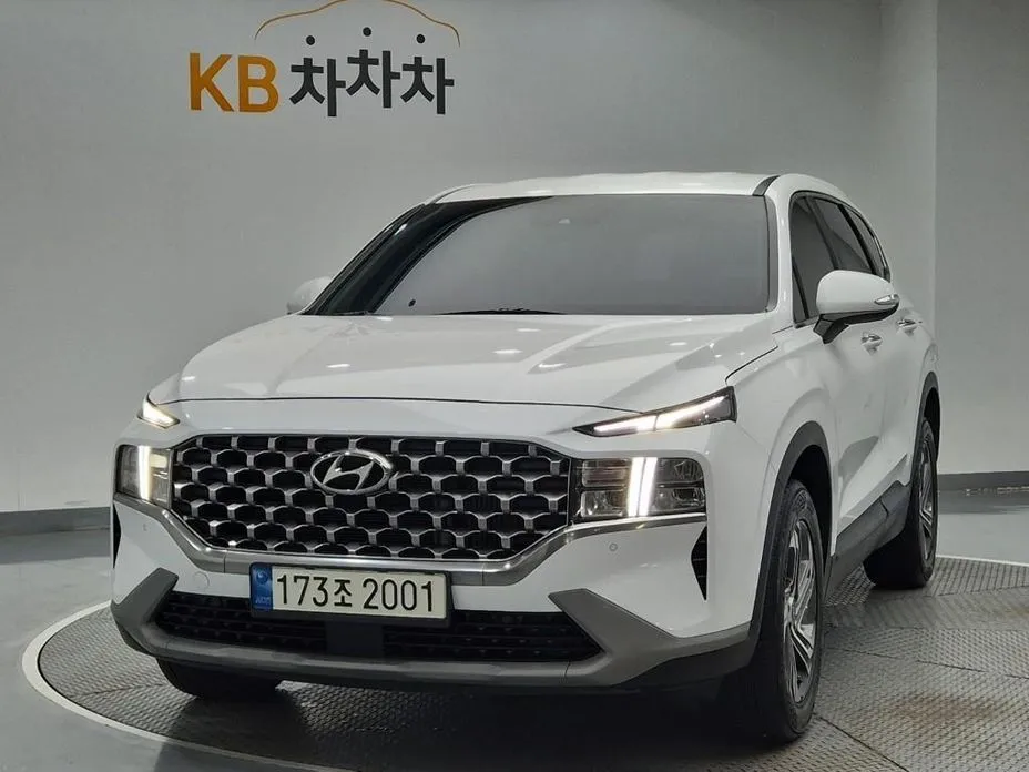 Hyundai Santafe — фото 1